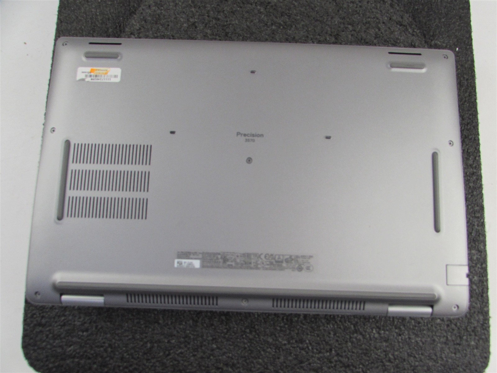 DELL PRECISION 3570 1920X1080 FHD CORE I7-1265U 512GB SSD 16GB RAM T550 NO O.S