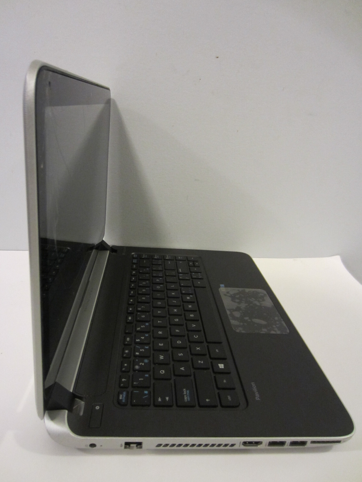 HP Pavilion 14-V038CA 14.0″ Intel N3530 2.16GHz BeatsAudio (AS-IS) Parts Repair