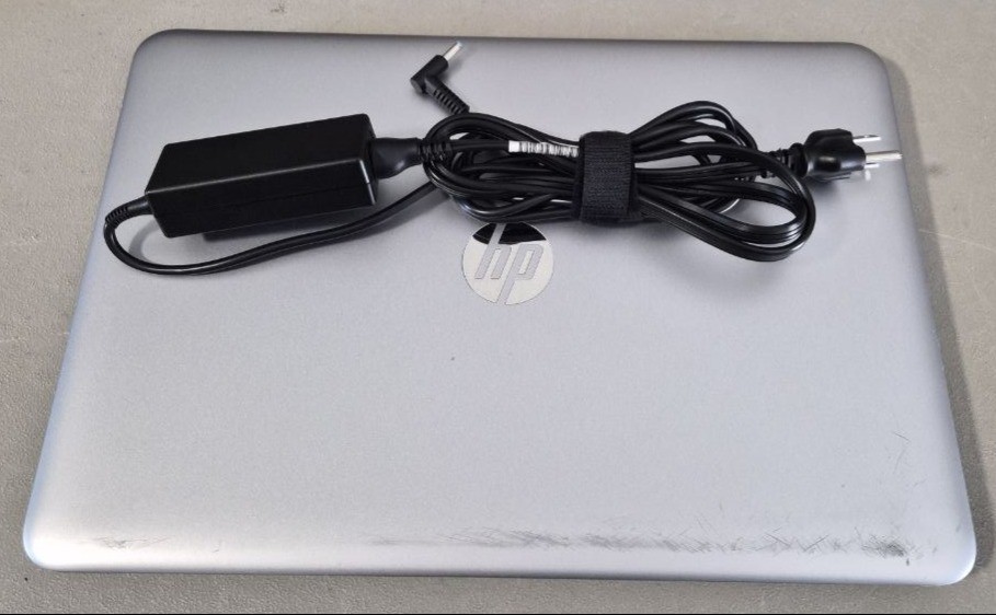 HP PROBOOK 450 G4,15.6IN, i5-7200U,8GB RAM, 500GB SSD, WIN11 PRO – Y9F94UT