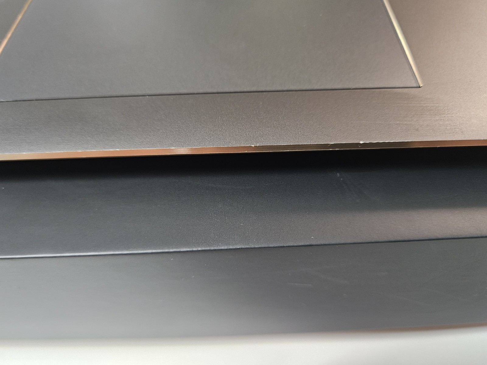 HP Spectre x360 2-in-1 15.6″ 4K 8th Gen Intel i7 16GB RAM 512GB SSD NVIDIA MX150