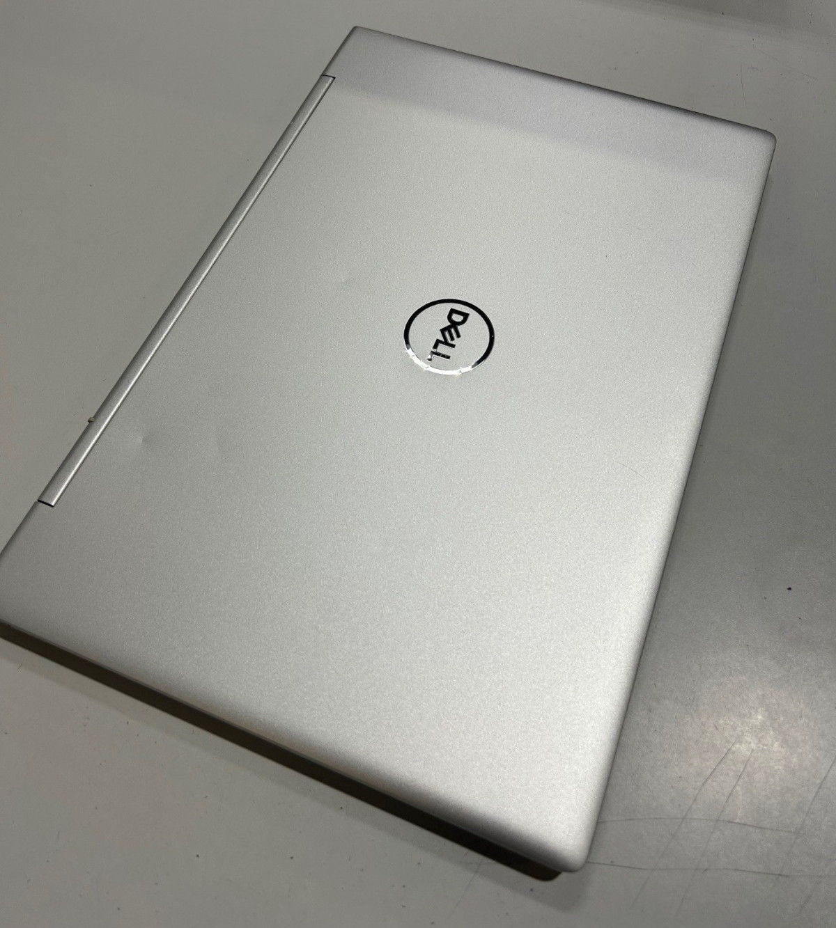 Dell Inspiron 17.3″ FHD 7791 2-in-1 Laptop Win11H i7-10510U 16GB 512GBSSD NVIDIA