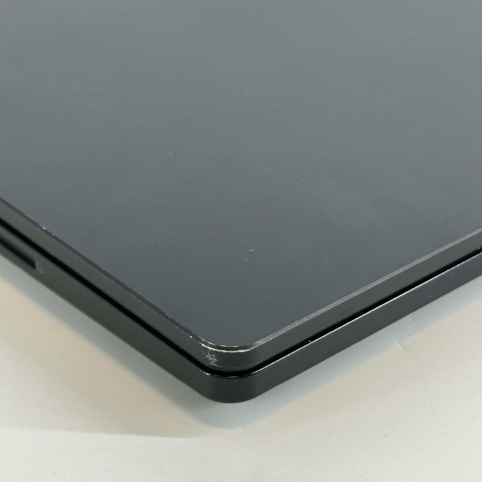 Asus ProArt Studiobook 16 QHD+ TOUCH 2.2 GHz i9-13980HX 32GB 1TB RTX 4070 Good