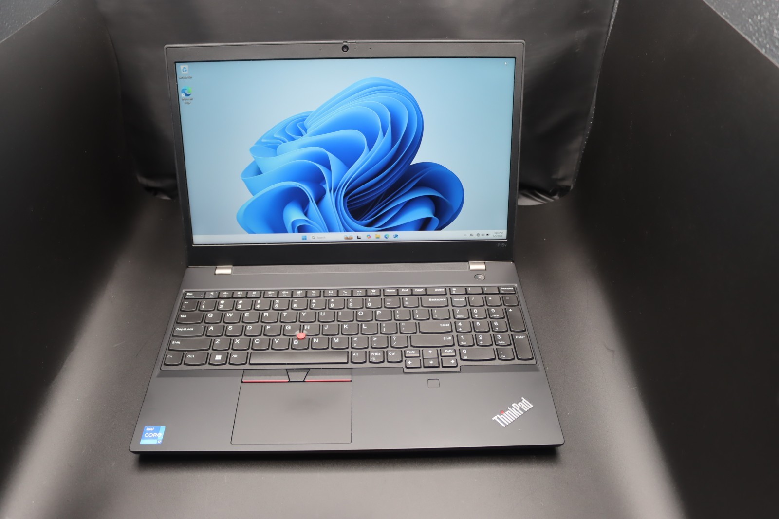 Lenovo ThinkPad P15v Gen 3 15.6″ i7-12700H 32GB Ram 500GB SSD NVIDIA T1200+Dock