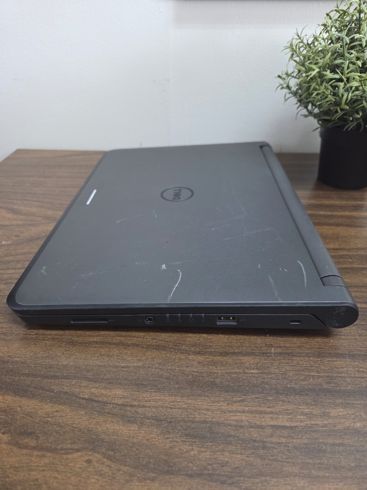 Dell Latitude 3350 i3-5th Gen 4GB RAM 256 SSD 2.10 GhZ with Windows 10