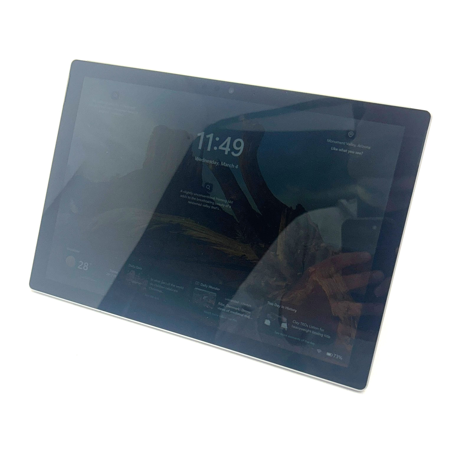 Microsoft Surface Pro 5 1796 12.3″ i7-7660U 16GB RAM 512GB SSD | VERY GOOD