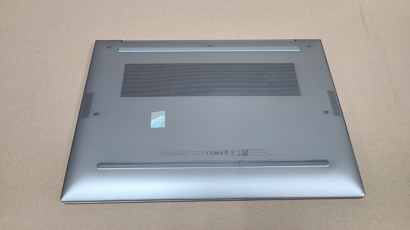 HP ZBook Firefly 14″ G10 i7-1370P 16GB RAM 512GB SSD Laptop PN: 7Z1A1UT#ABA