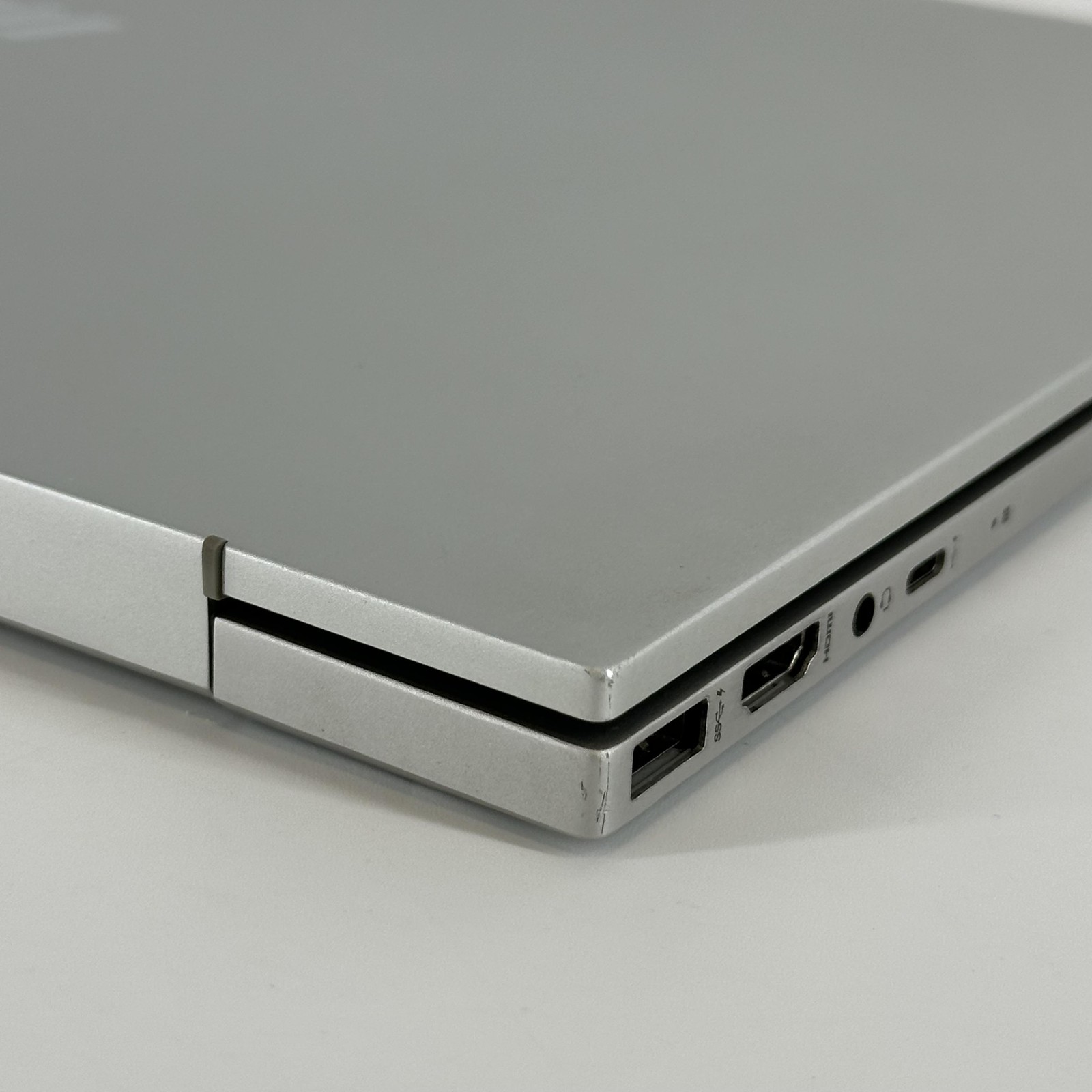 HP Envy 17 2021 Silver FHD i7-1195G7 2.90GHz 16GB 1TB SSD/1TB HDD Very Good