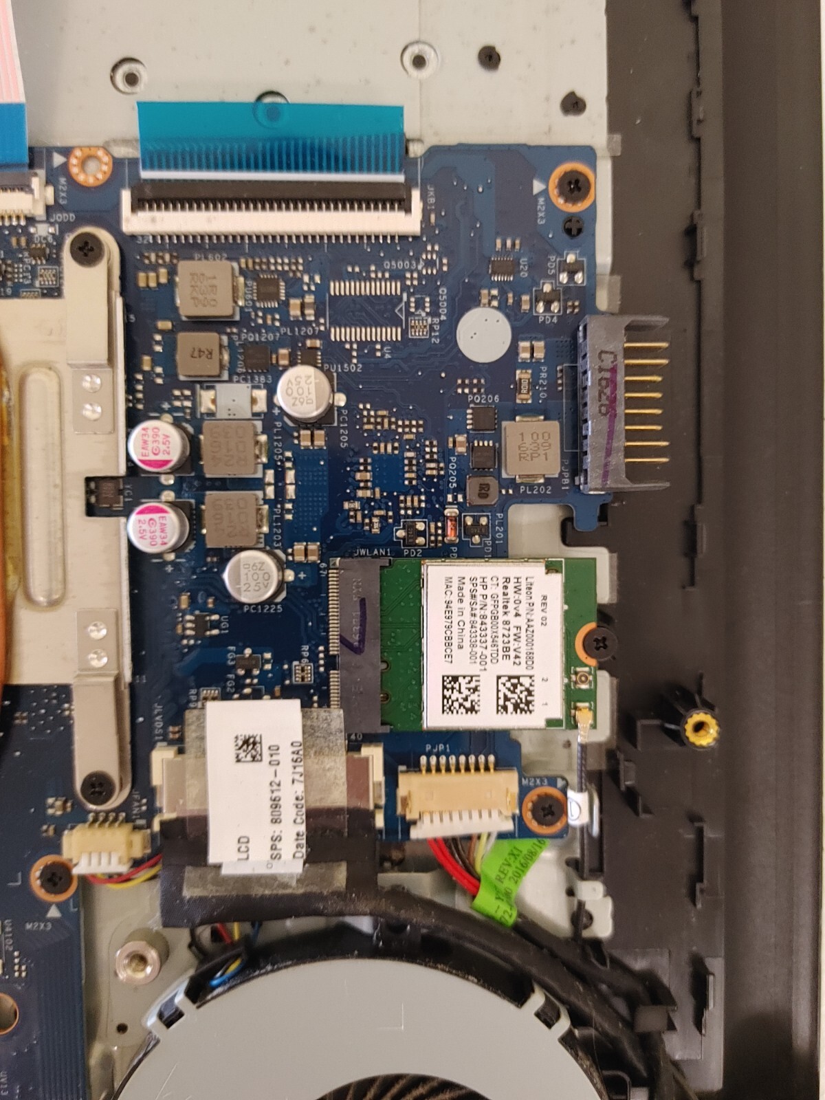 HP Notebook Core i3-7100U@ 2.40GHz, NO RAM , NO HD for parts