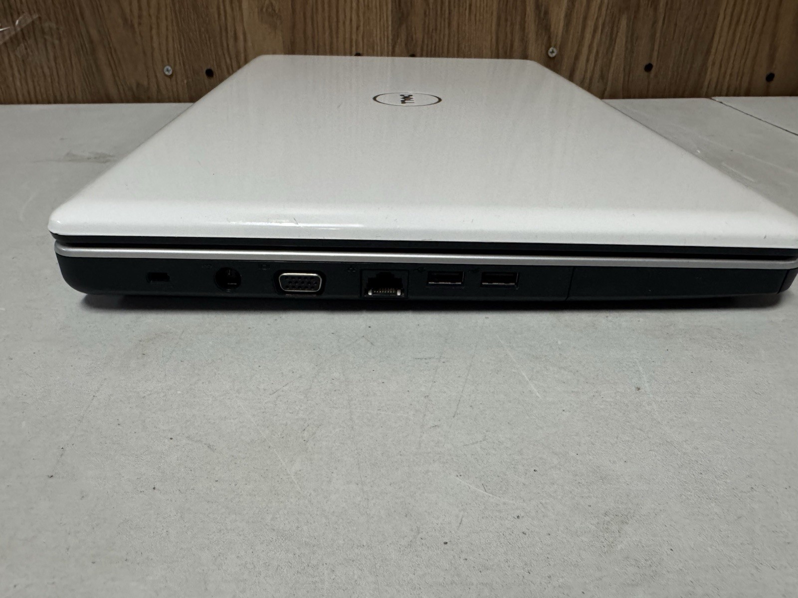 Dell Inspiron 1750 Core 2 Duo 2.20GHz 4GB RAM 500GB HDD No OS Used