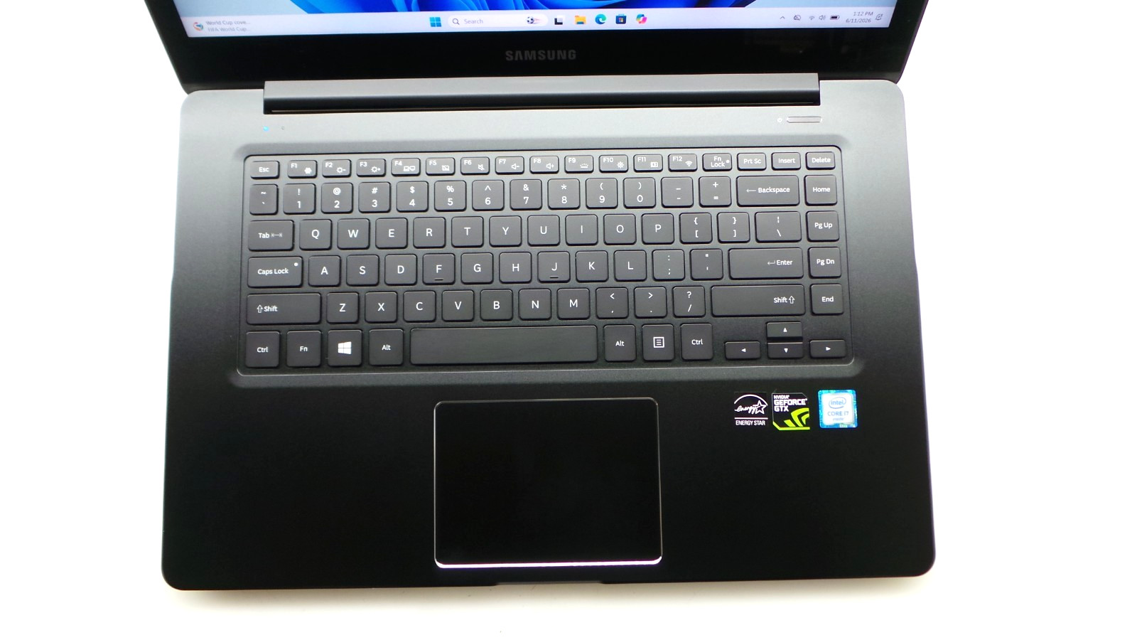 Samsung Notebook NP940Z5L | 15.6″ | i7-6700HQ | 8GB 256GB SSD | Touchscreen