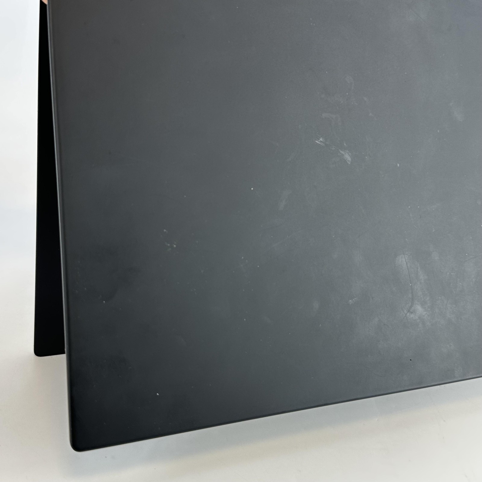 Lenovo ThinkPad X1 Carbon Gen 7 14 Black FHD 1.1 GHz i7-10710U 16GB 1TB SSD Good