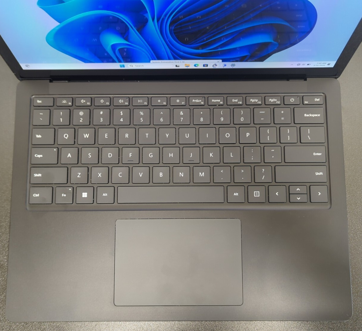 Microsoft Surface Laptop 4 | Core i7-1185G7 | 16GB RAM | 256GB SSD | Win 11 Pro