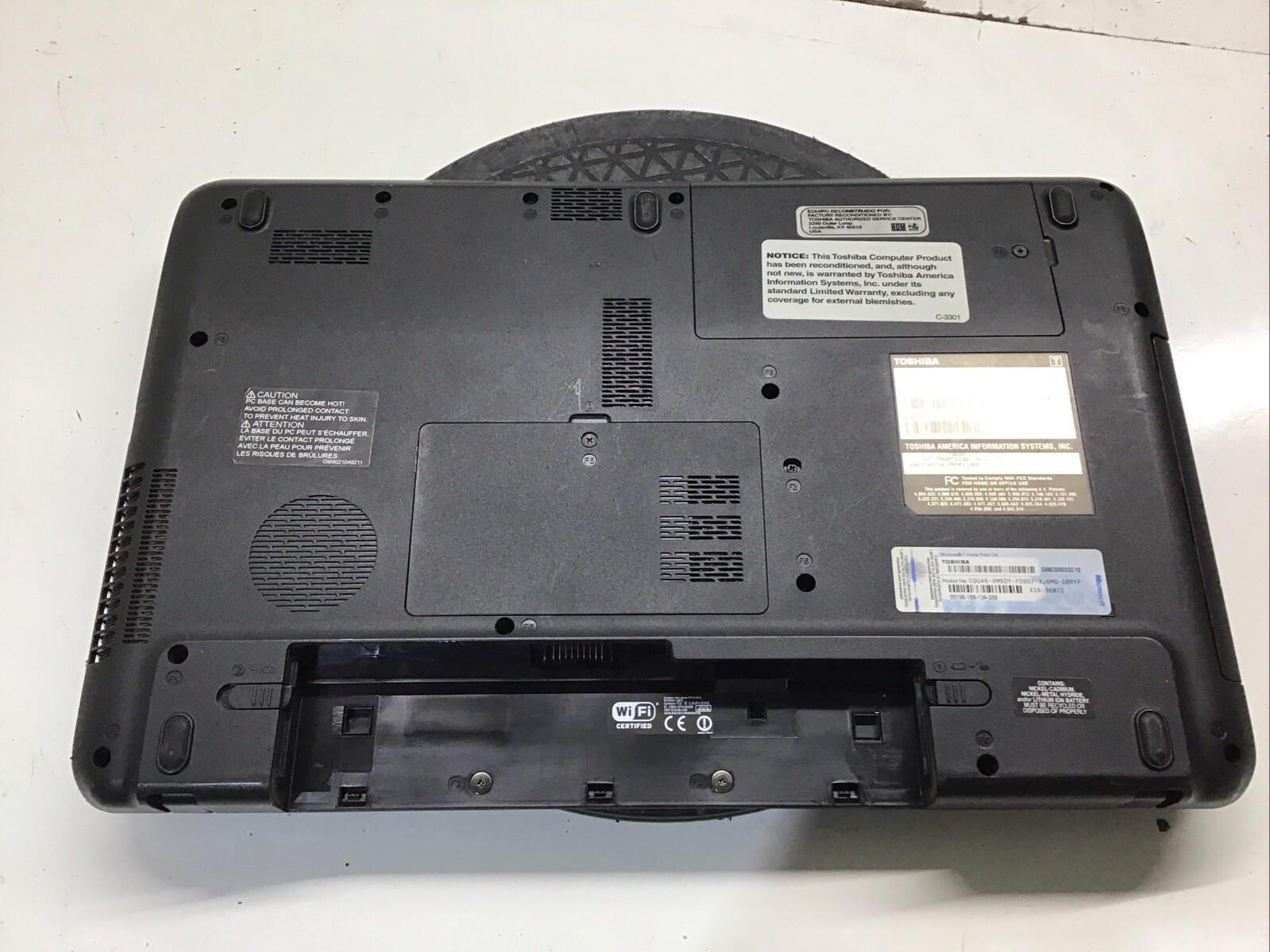Toshiba Satellite C655D-S5202 AMD C-50 1GHz 2 GB NO HDD No Batt – READ