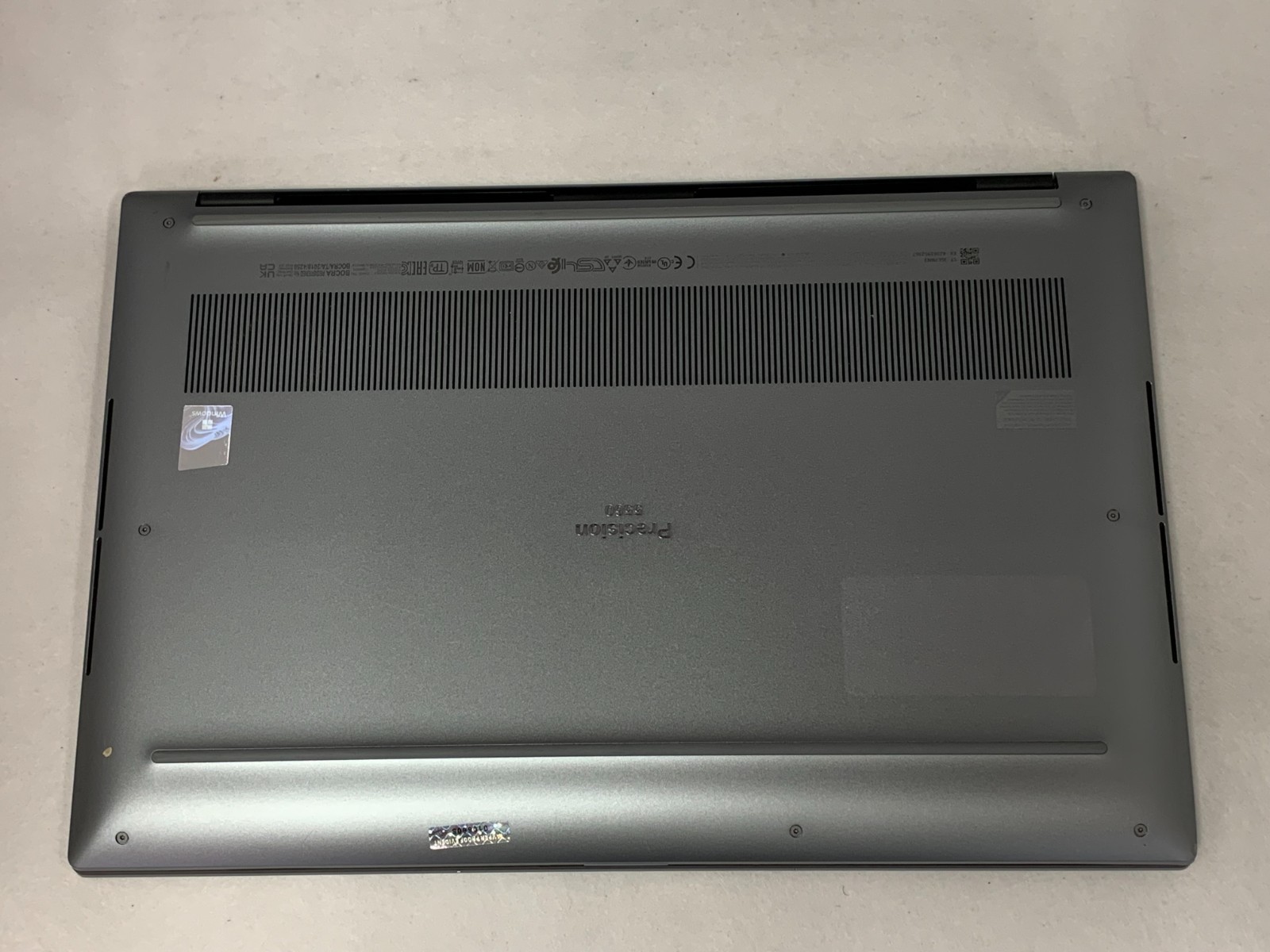 Dell Precision 5560 15.6″ UHD+ Touch i7-11850H 32GB 512GB NVMe NVIDIA T1200