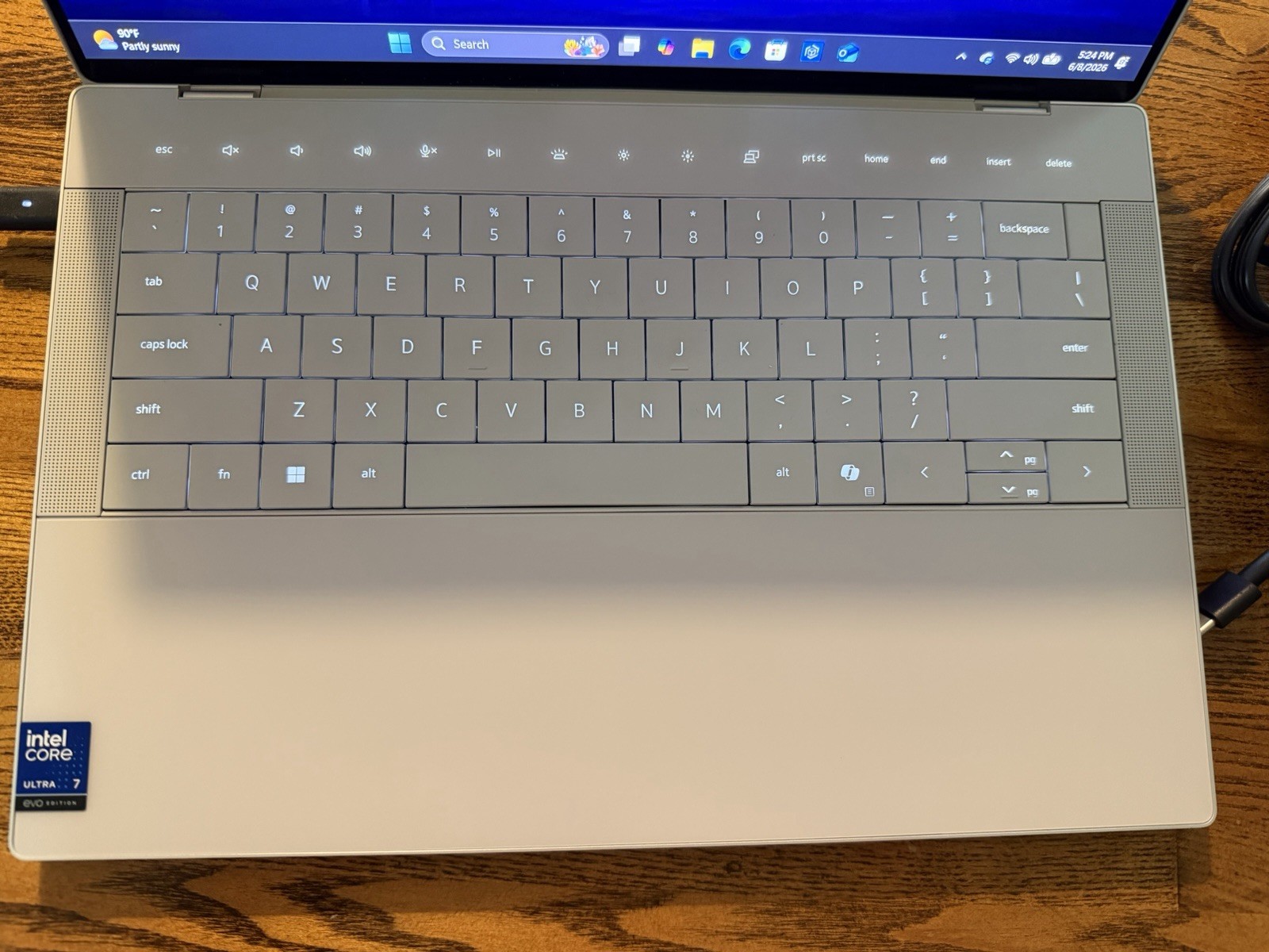 Dell XPS14 Premium DA14250 14″ 3.2K 120Hz Touch OLED Core Ultra 7 255H 32GB 1TB