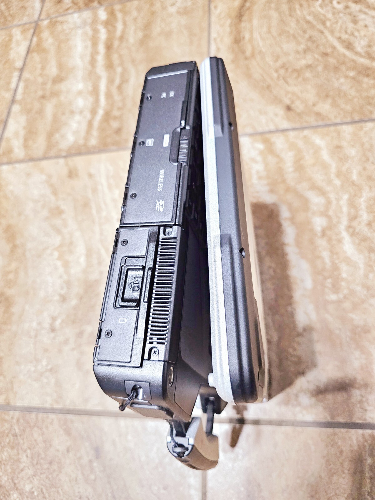 Panasonic ToughCF-31 MK5, i5-5300U @ 2.30GHz/16GB/1TBSSD/Win 10P64B,4G LTECAMGPS