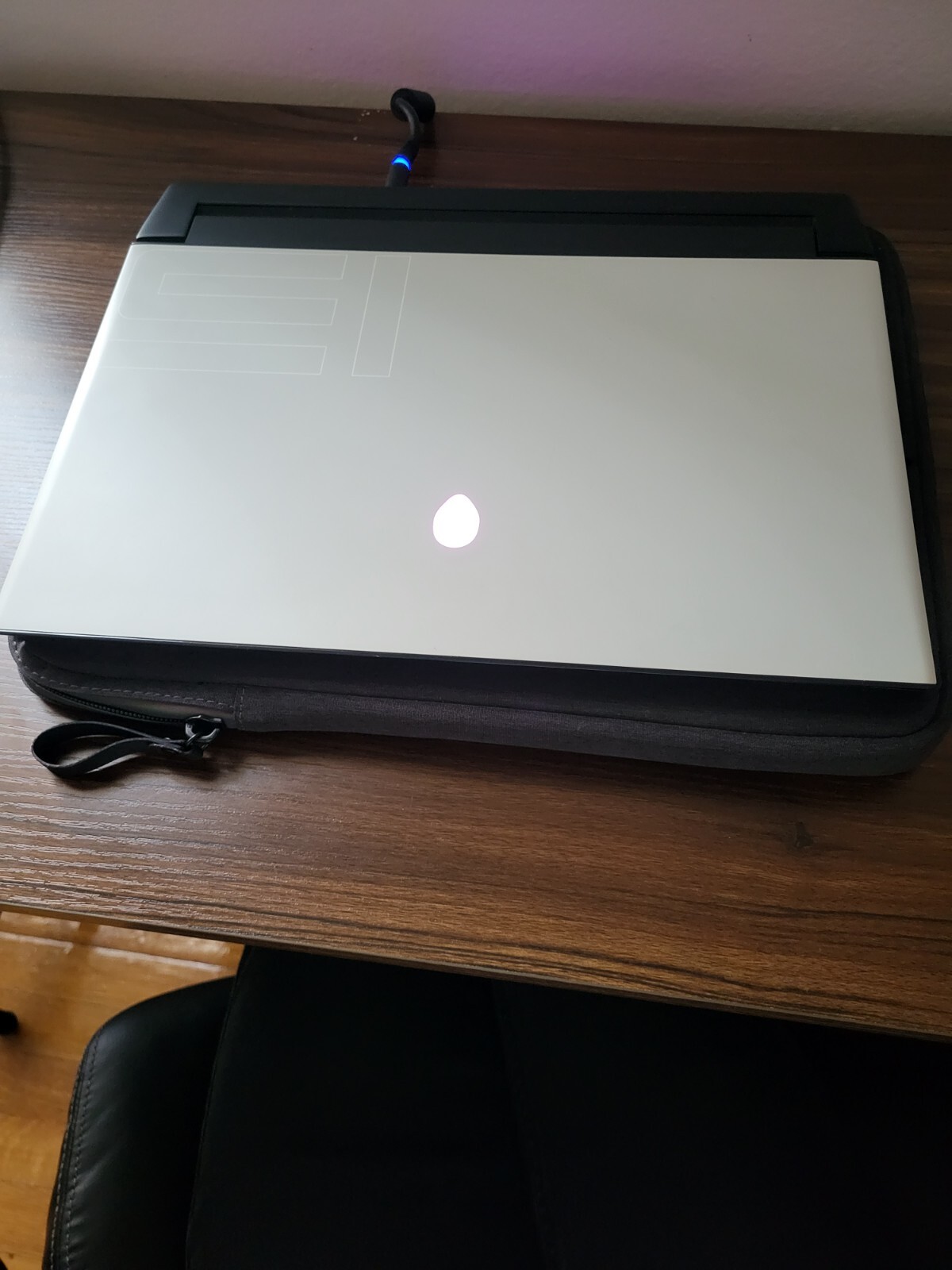 alienware laptop m15 R2