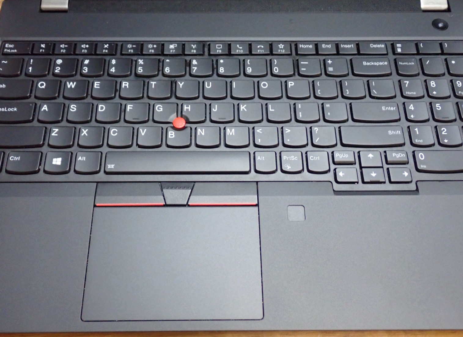 Lenovo ThinkPad P15s Gen 1 i5-10310U 40GB RAM 512GB SSD Quadro P520 Charger