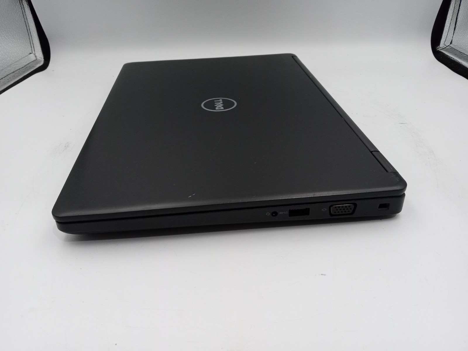 Dell Latitude 5480 14″ Laptop Intel Core i7-7820HQ 4GB RAM 128GB SSD Windows 11