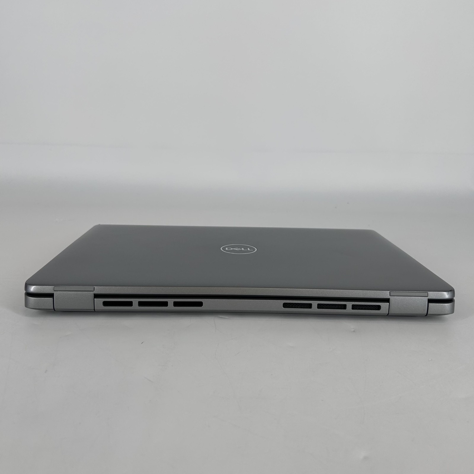 Dell Latitude 5450 14 Gray FHD 1.7 GHz Ultra 7 165U 16GB 512GB SSD Good