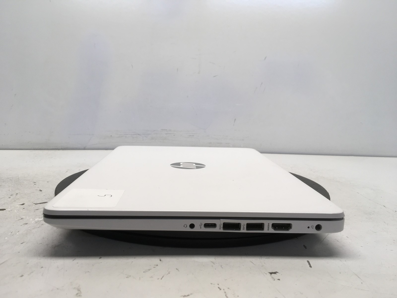 HP 14-DQ0032DX Intel Celeron N4020 1.1GHz 8 GB 64GB eMMC No Batt