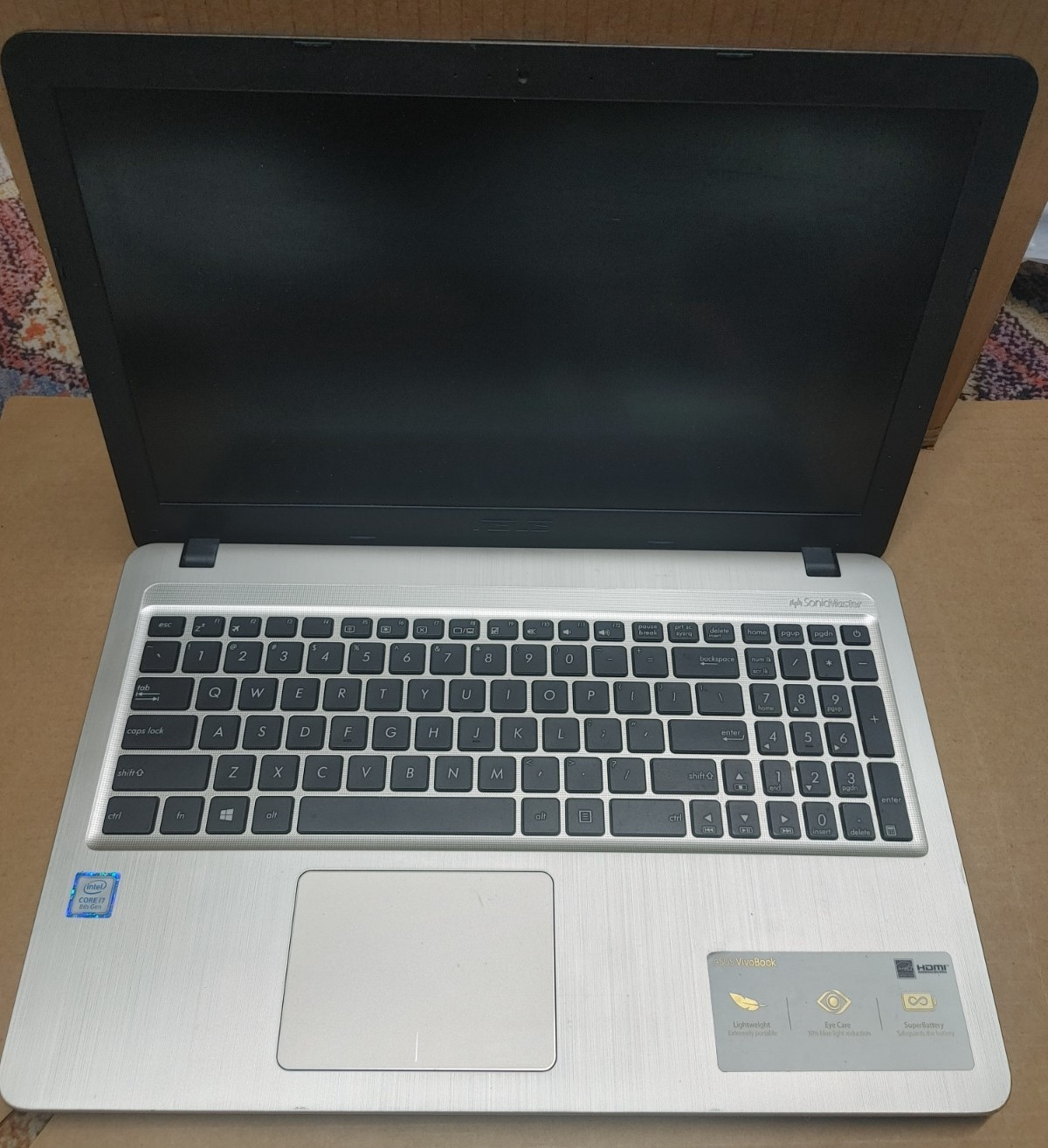 ASUS VivoBook X540U 15.6″ Intel core i7-8550U 8GB RAM 256GB SSD FHD (1080p) W11