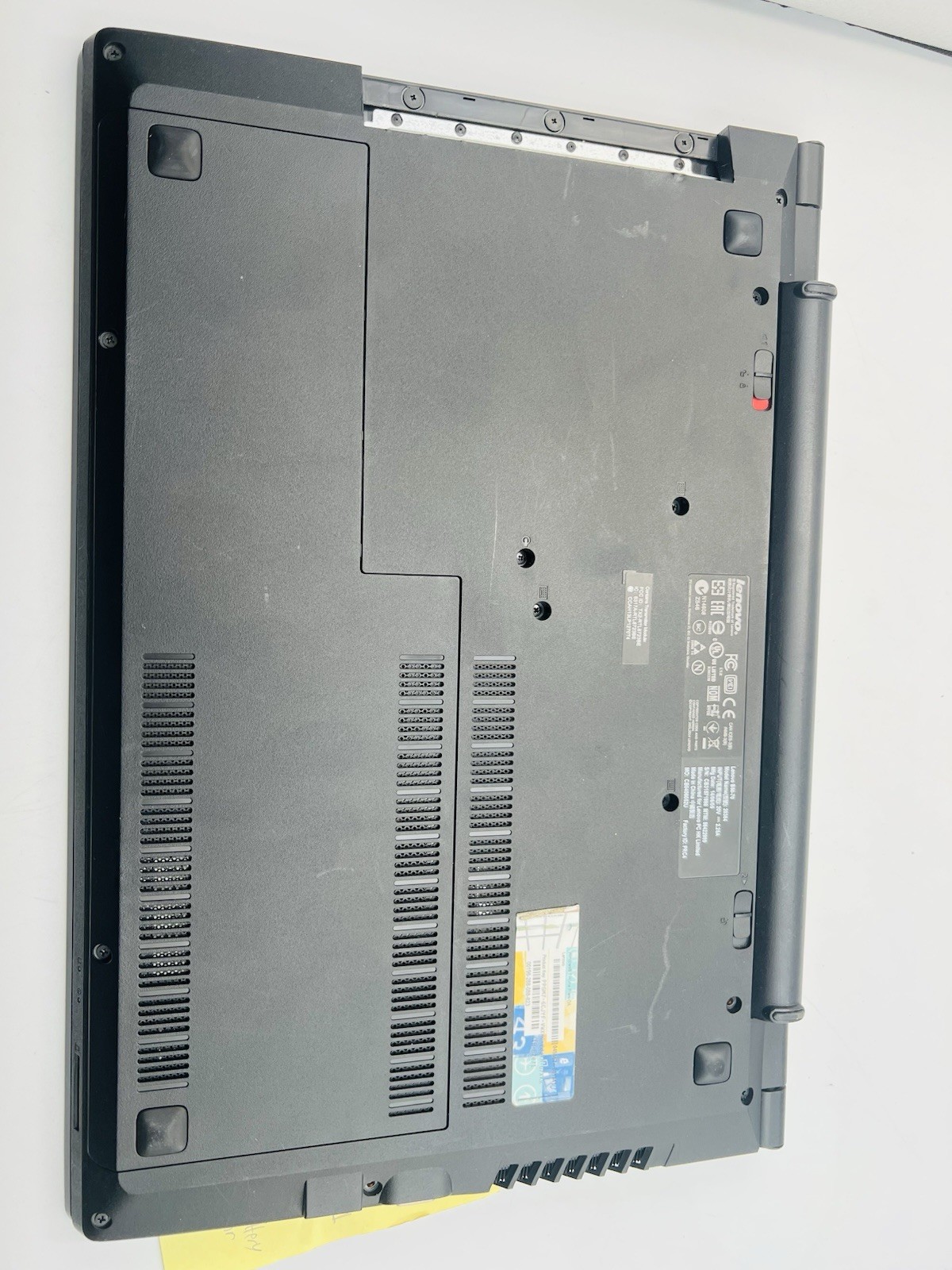 Lenovo B50-70 Laptop Intel Core i3-4030U @ 1.90 Ghz 8GB 500GB HDD Win 7 Home