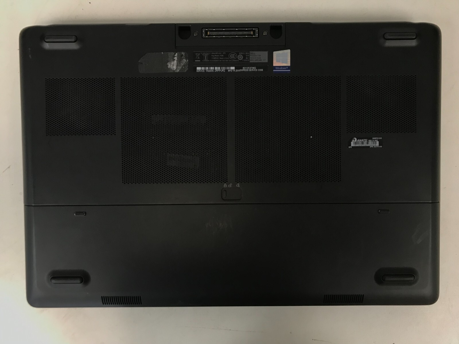Dell Precision 7720 / 17.3″ / Intel Xeon E3-1545M V5 2.9GHz / 16GB RAM / 1TB SSD