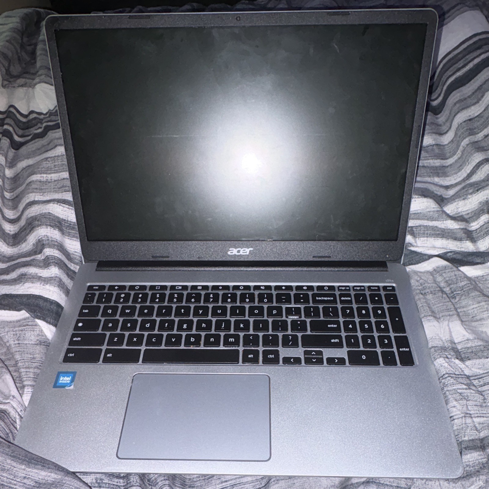 Acer CB315-4H 15.6 Chromebook Celeron 4GB 64GB “{“ and up arrow keys are half on