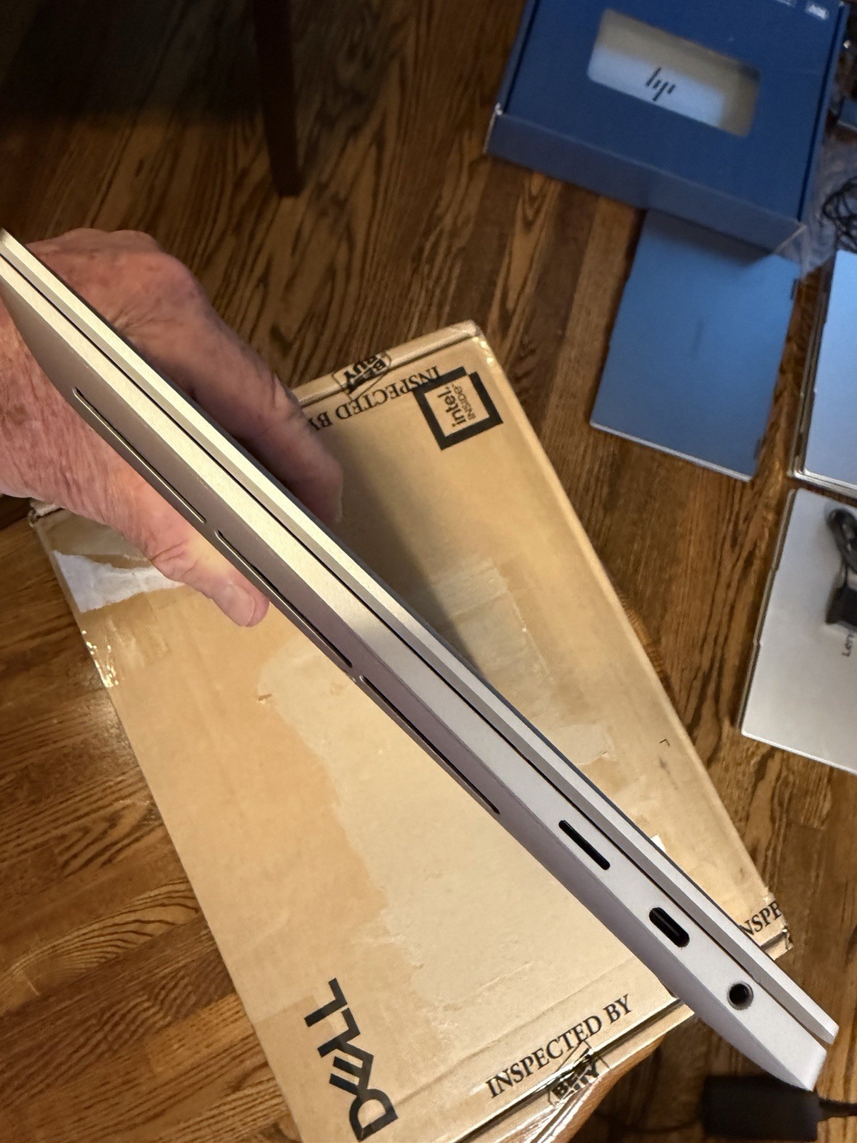Dell XPS14 Premium DA14250 14″ 3.2K 120Hz Touch OLED Core Ultra 7 255H 32GB 1TB