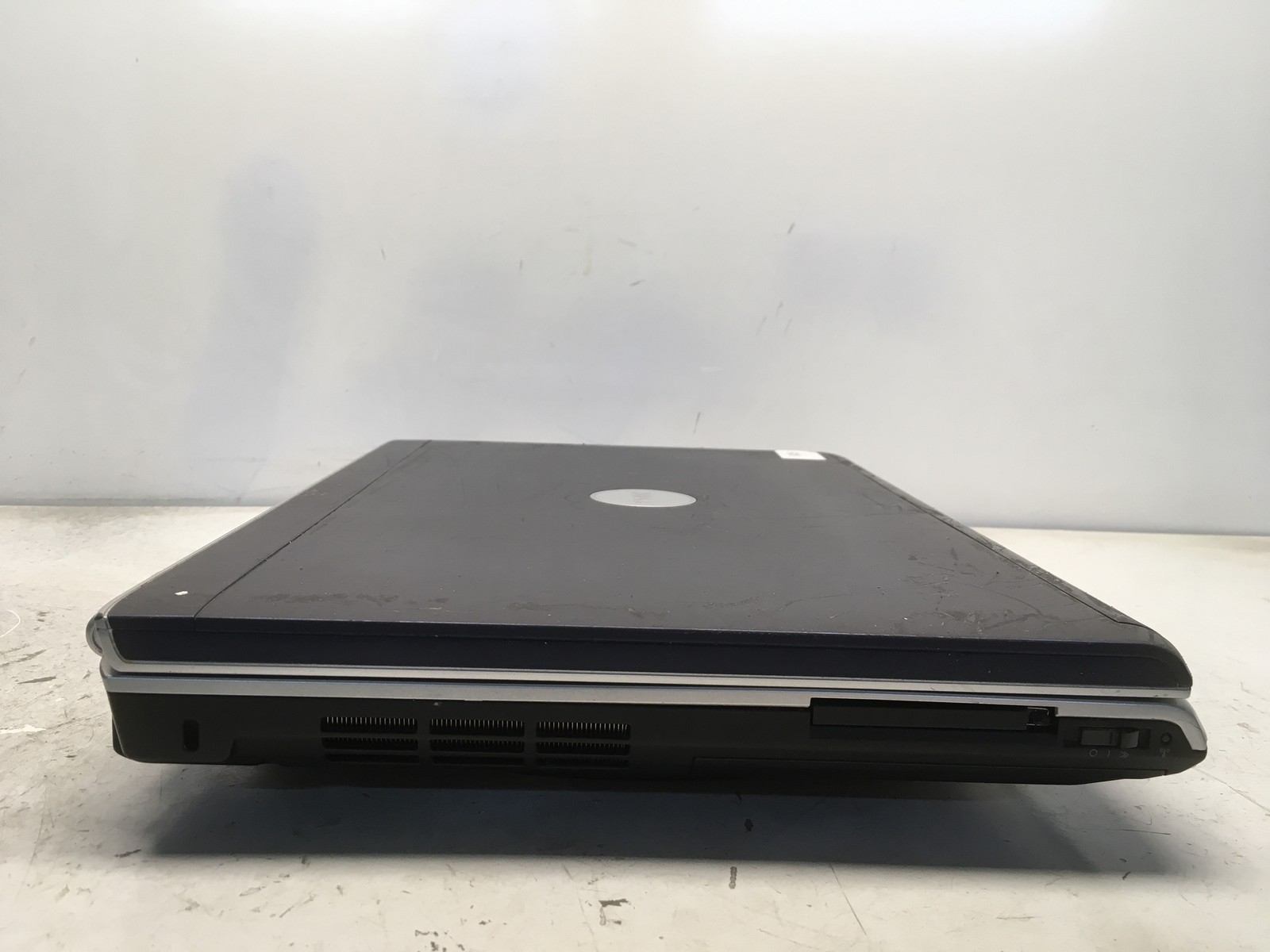 Dell Inspiron 1721 AMD Dual-Core 0F81 2GHz 1 GB NO HDD No Batt