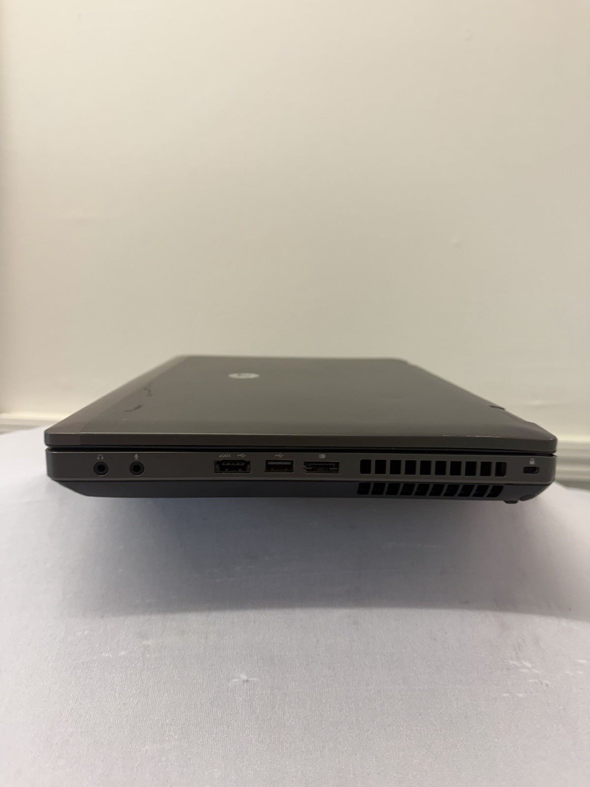 HP Probook 6460b Laptop – Good Screen – Intel i3-2350M – Read Des