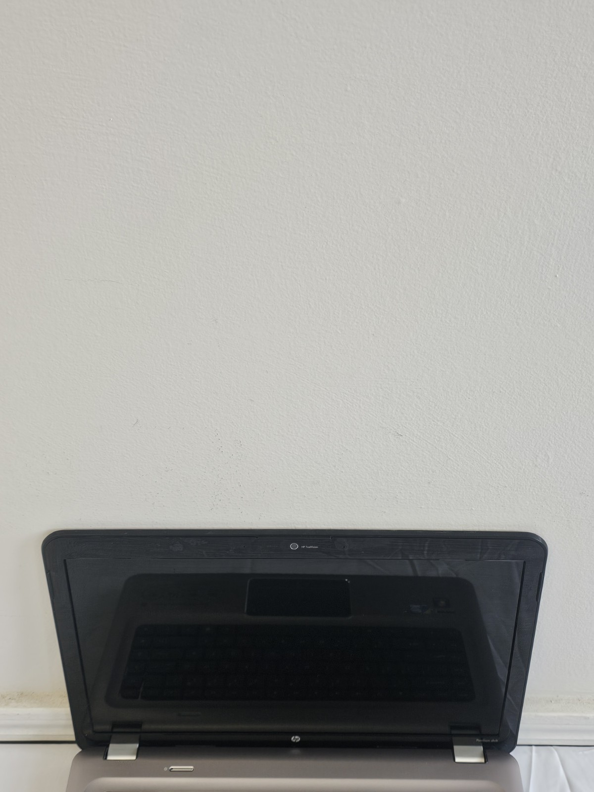 HP Pavilion dv6-3225dx Laptop – Intel i3-M370 – 4GB RAM – 500GB HDD – Windows 10