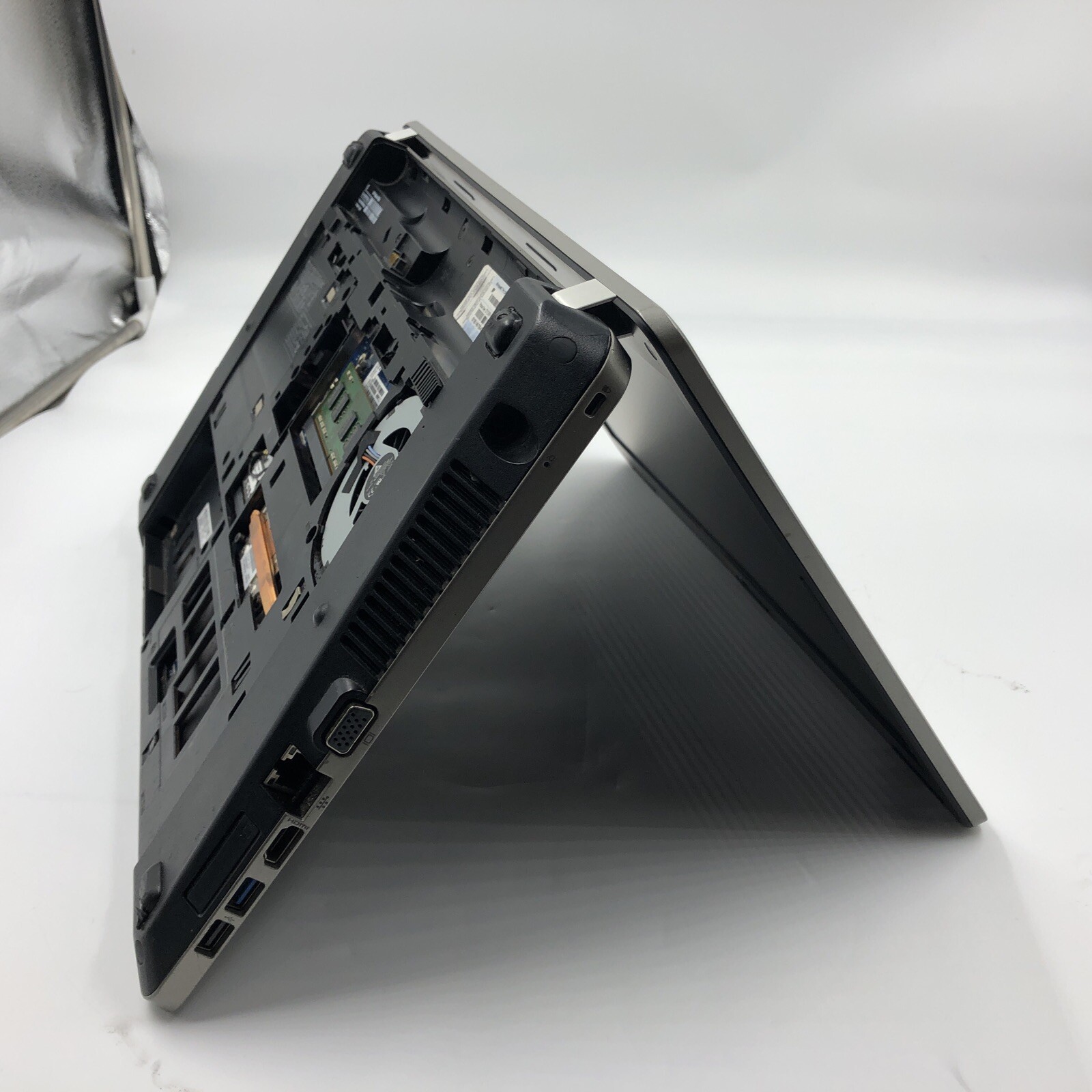 HP Probook 4530s Laptop i3-2330M 2.2GHZ 4GB NO HDD/OS 1366×768 (FOR PARTS)