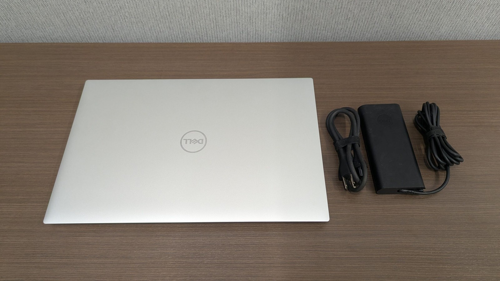 Dell XPS 17 9730 Laptop i7-13700H 16GB RAM 512GB NVMe Win 11 RTX 4050
