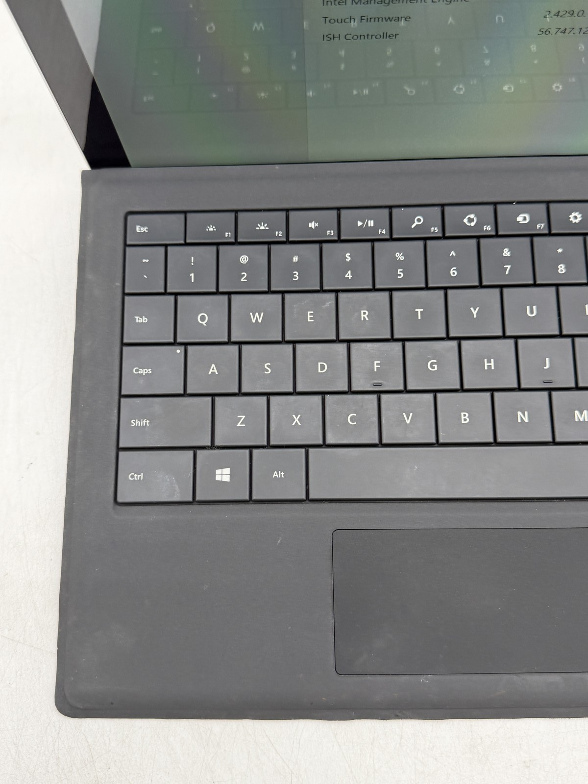Microsoft Surface Pro 6 12.3in i5-8350U 8GB 128GB NO OS READ