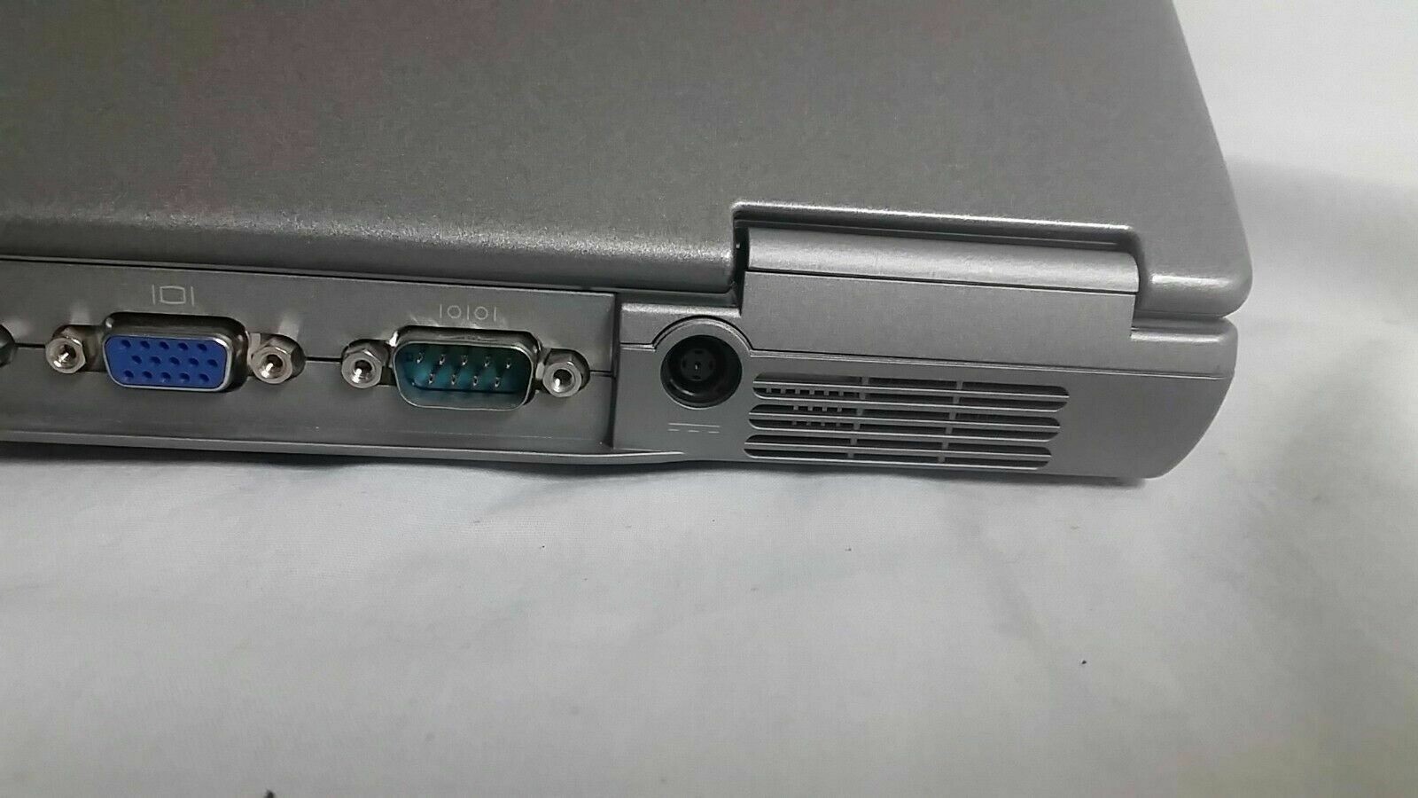 Wireless Dell Latitude D610 Laptop Windows XP pro SP3 Serial port Parallel port