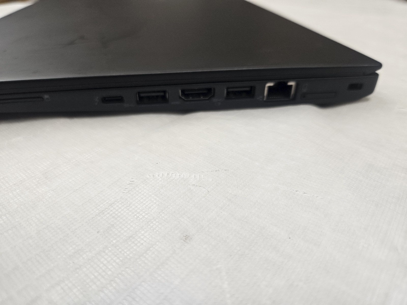 Lenovo T470s i7-6600u 2.60 GHz 4 GB RAM NO SSD NO OS NO Battery NO Charger
