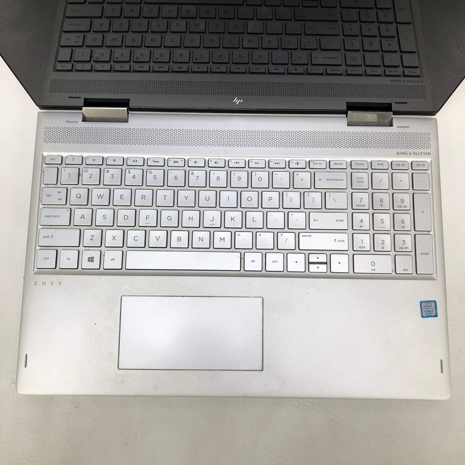 HP Envy x360 15-BP100 15.6″ i7-8550U 1.99Ghz 12GB RAM 1TB SSD