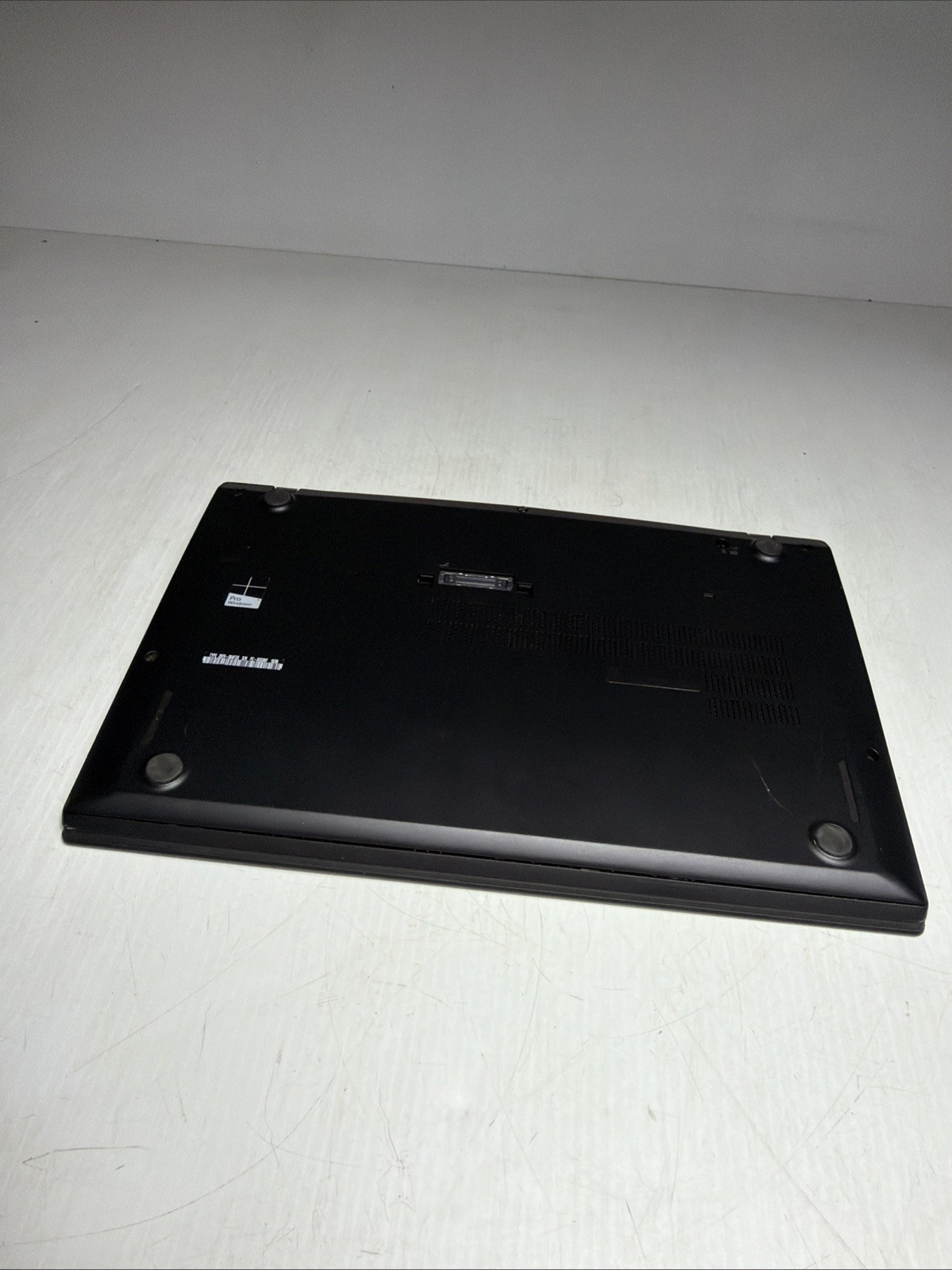 Lenovo Thinkpad T460s 14″ Laptop i5-6200u 8gb Ram No Drives Boots Bios