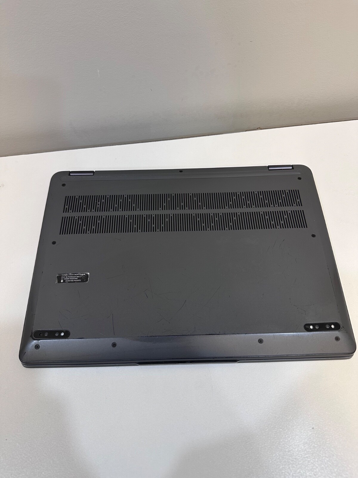 LENOVO YOGA 6 13ABR8 256Gb SSD, 8Gb RAM, AMD Ryzen 5 2.0GHz •Free Shipping!!!•