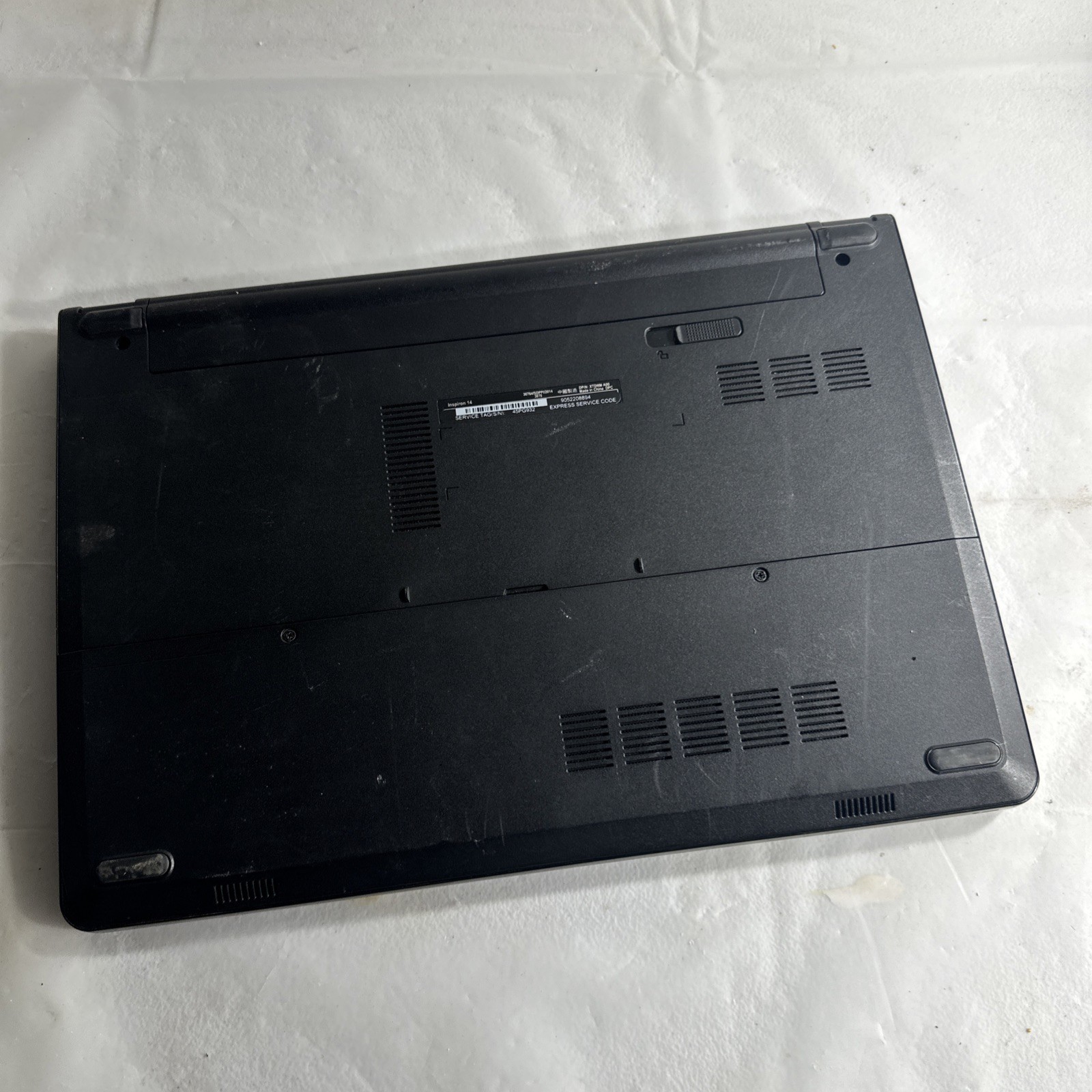 Dell Inspiron 15-3542 Laptop For Parts/Repairs, Powers On