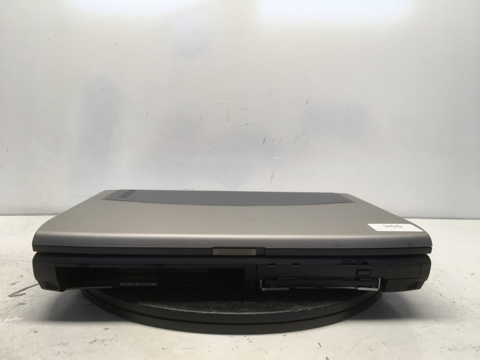 Toshiba Satellite 1625CDT AMD K6-2 475MHz 95 MB NO HDD No Batt READ