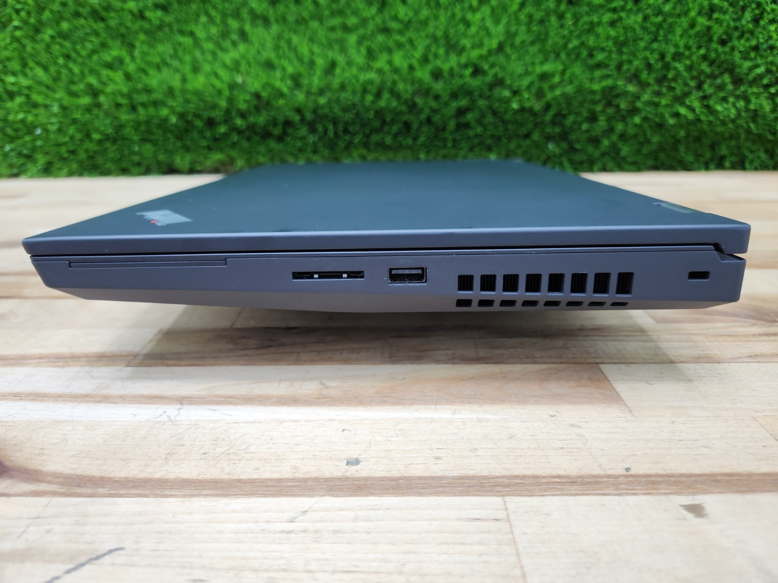 Lenovo ThinkPad P15 Gen 1 15.6 i7-10850H 32GB 512GB SSD Quadro T1000 EXCELLENT ~
