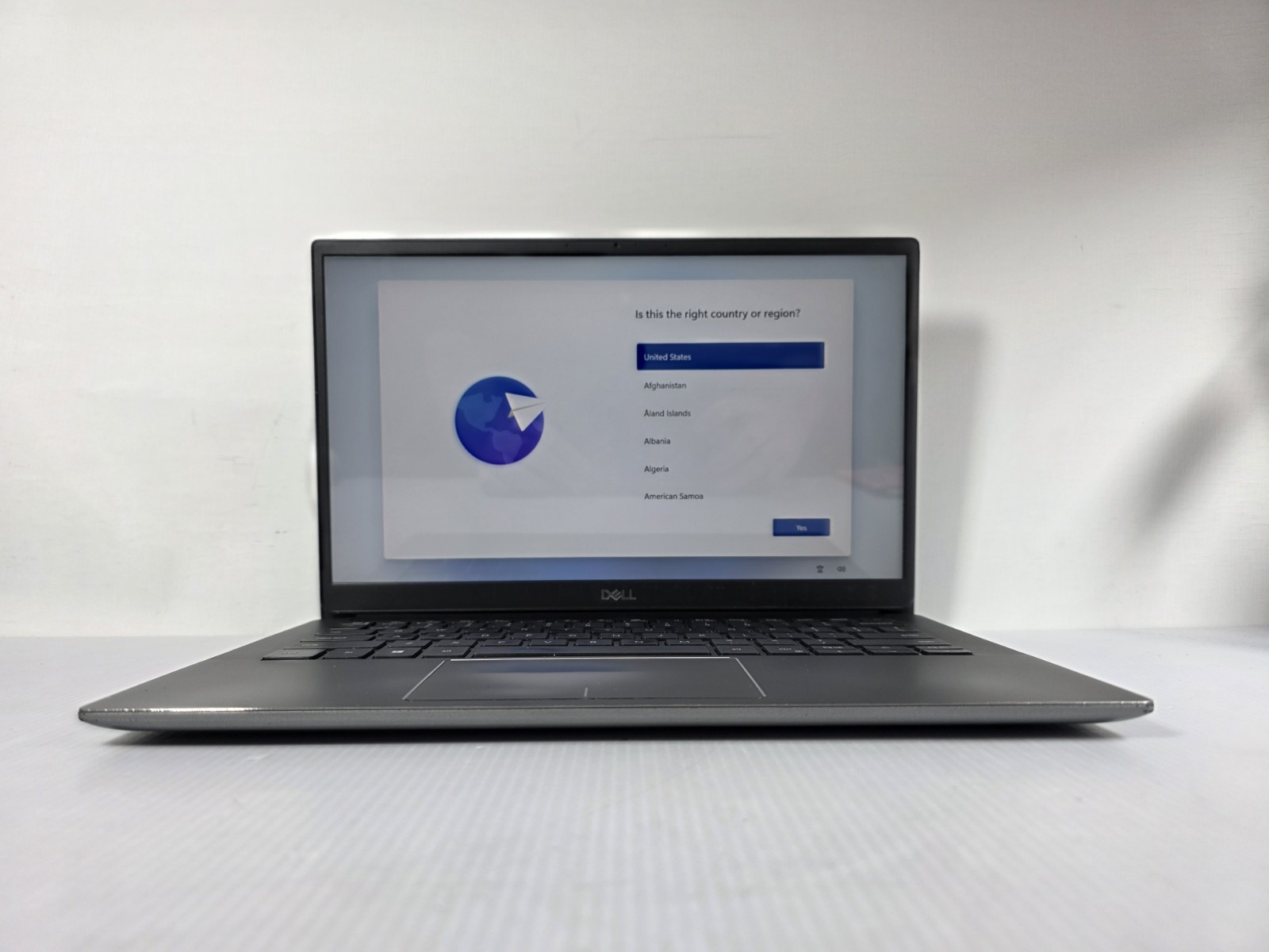 Dell Latitude 13″ 3301 i5-8265U 1.60GHz 8GB RAM 256GB SSD FHD