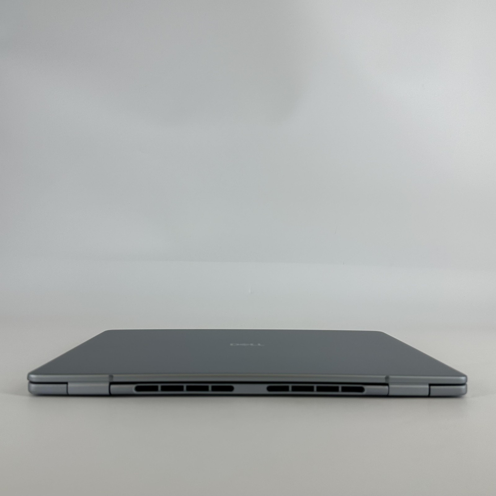 Dell 16 Plus DB16255 FHD+ TOUCH 4.8 GHz Ryzen AI 7 350 32GB 1TB SSD Very Good