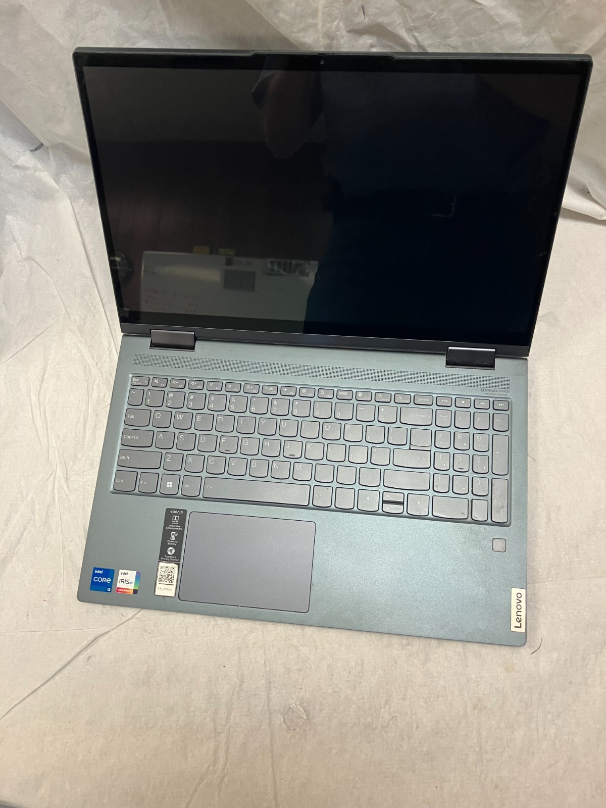 Lenovo Yoga 7-15ITL5 15.6″ i5 11th gen, NO mem, No HD, FOR PARTS.