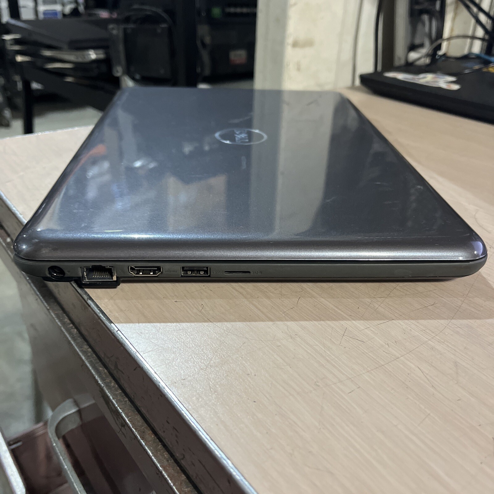 DELL LATITUDE 3380 INTEL CORE I3-6006U 2.00GHZ 8GB RAM NO HD