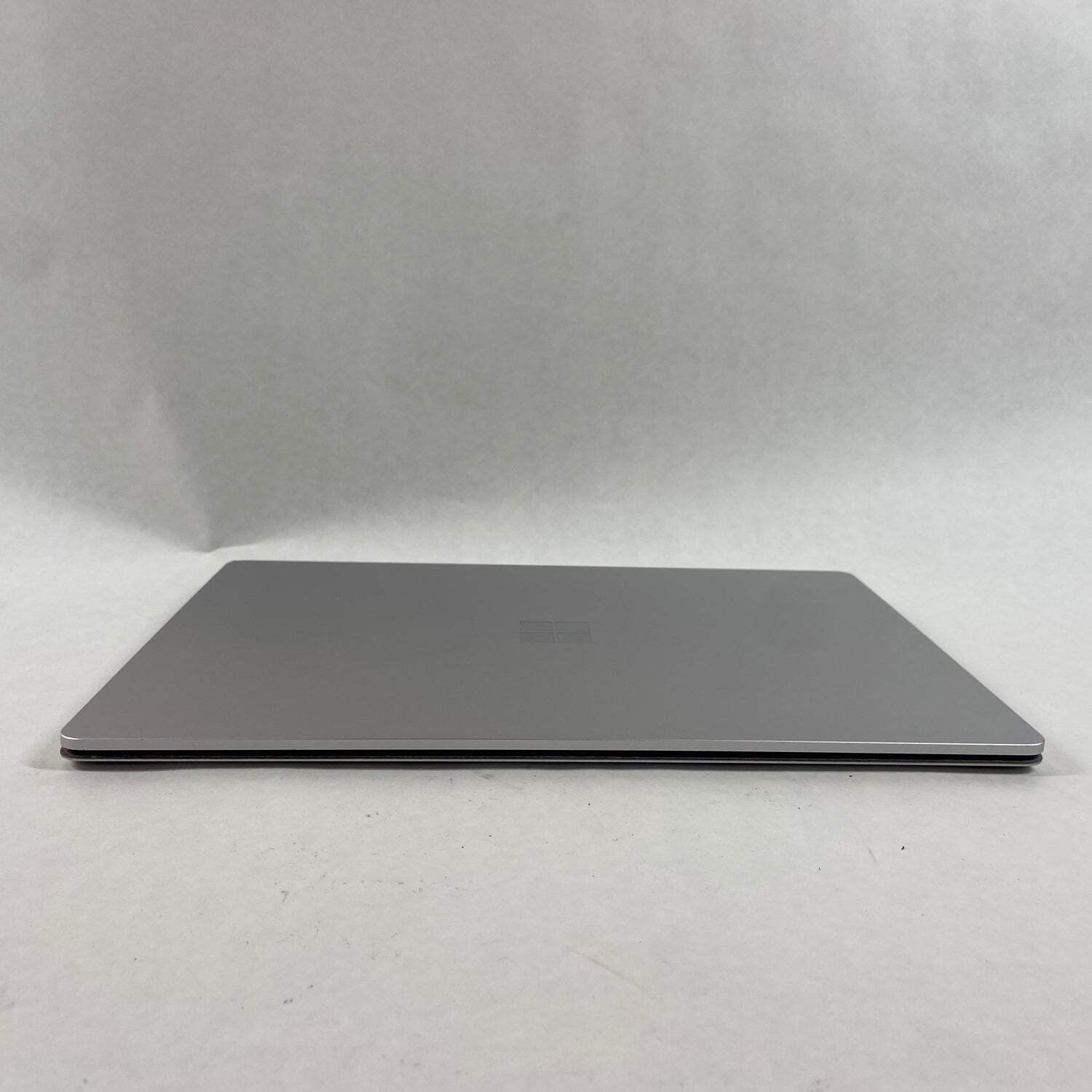 Microsoft Surface Laptop 4 1950 13.5″ i5-1135G7 2.4GHz 512GB SSD