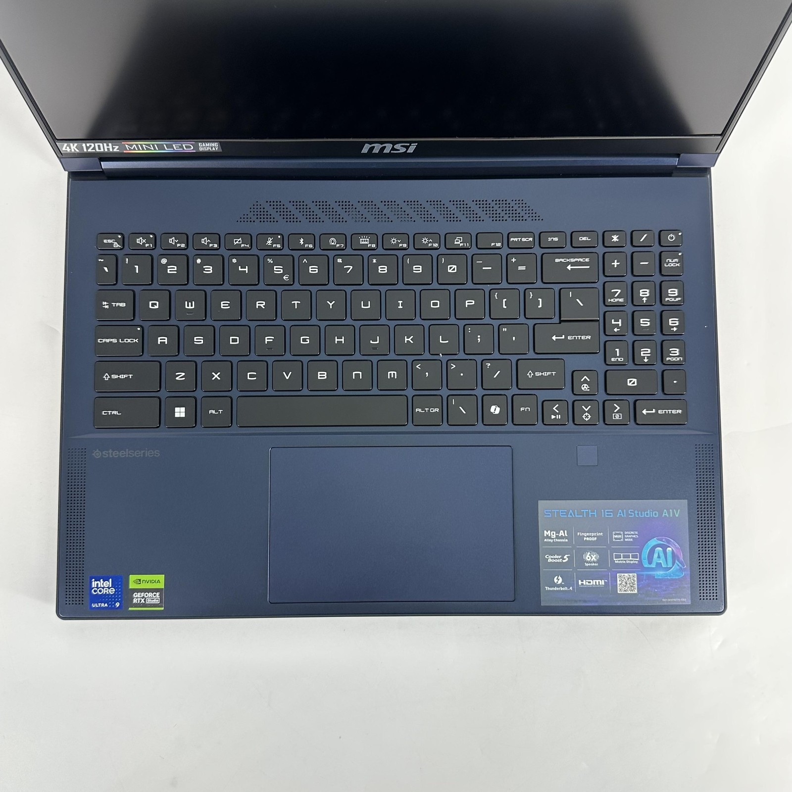 MSI Stealth 16 AI Studio UHD+ 2.5 GHz Ultra 9 185H 64GB 2TB SSD NVIDIA RTX 4090